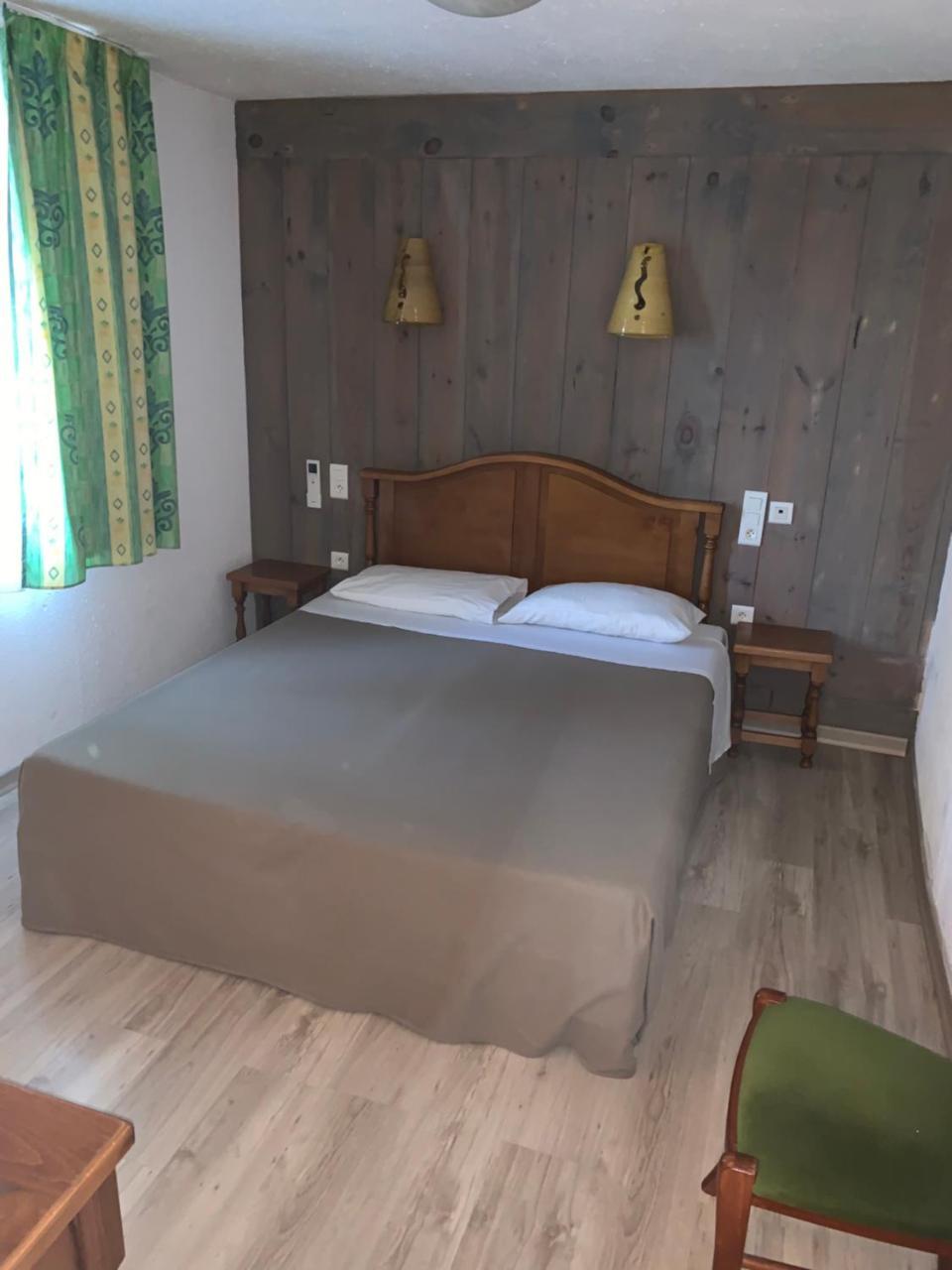 Apart'Hotel Les 4 Sources Corbes Ngoại thất bức ảnh